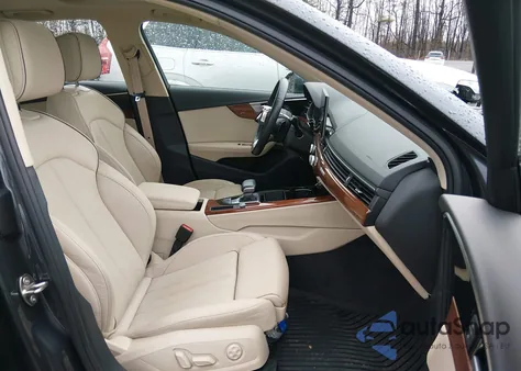 2021 Audi A4 Premium Plus 40 Tfsi Quattro S Tronic z USA, uszkodzony, nr VIN WAUBBAF41MA029197